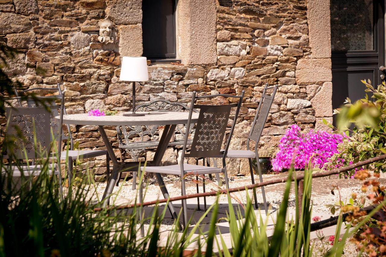 Bed and Breakfast Au Fil De L'Eau Le Vast Exterior foto